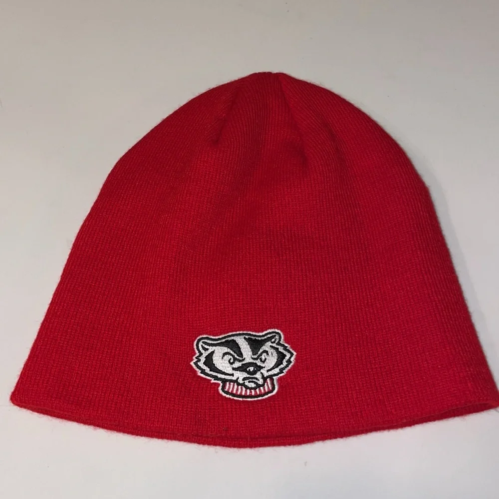 Wisconsin Badgers Top of the World Beanie | OS